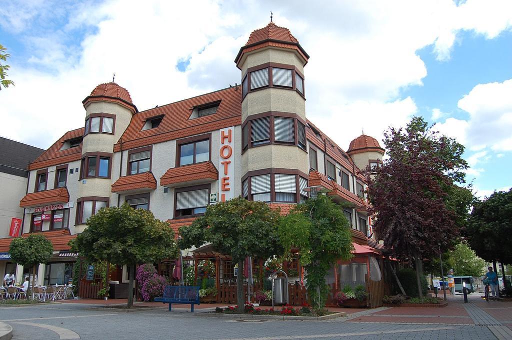 Hotel Restaurant Paelzer-Buwe Haßloch Extérieur photo